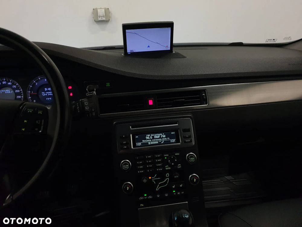 Volvo V70 2.0D Summum - 13