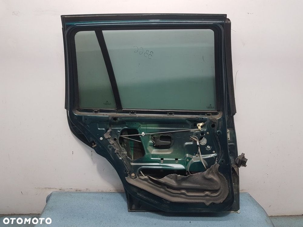 BMW E36 TOURING DRZWI TYŁ LEWE - 2