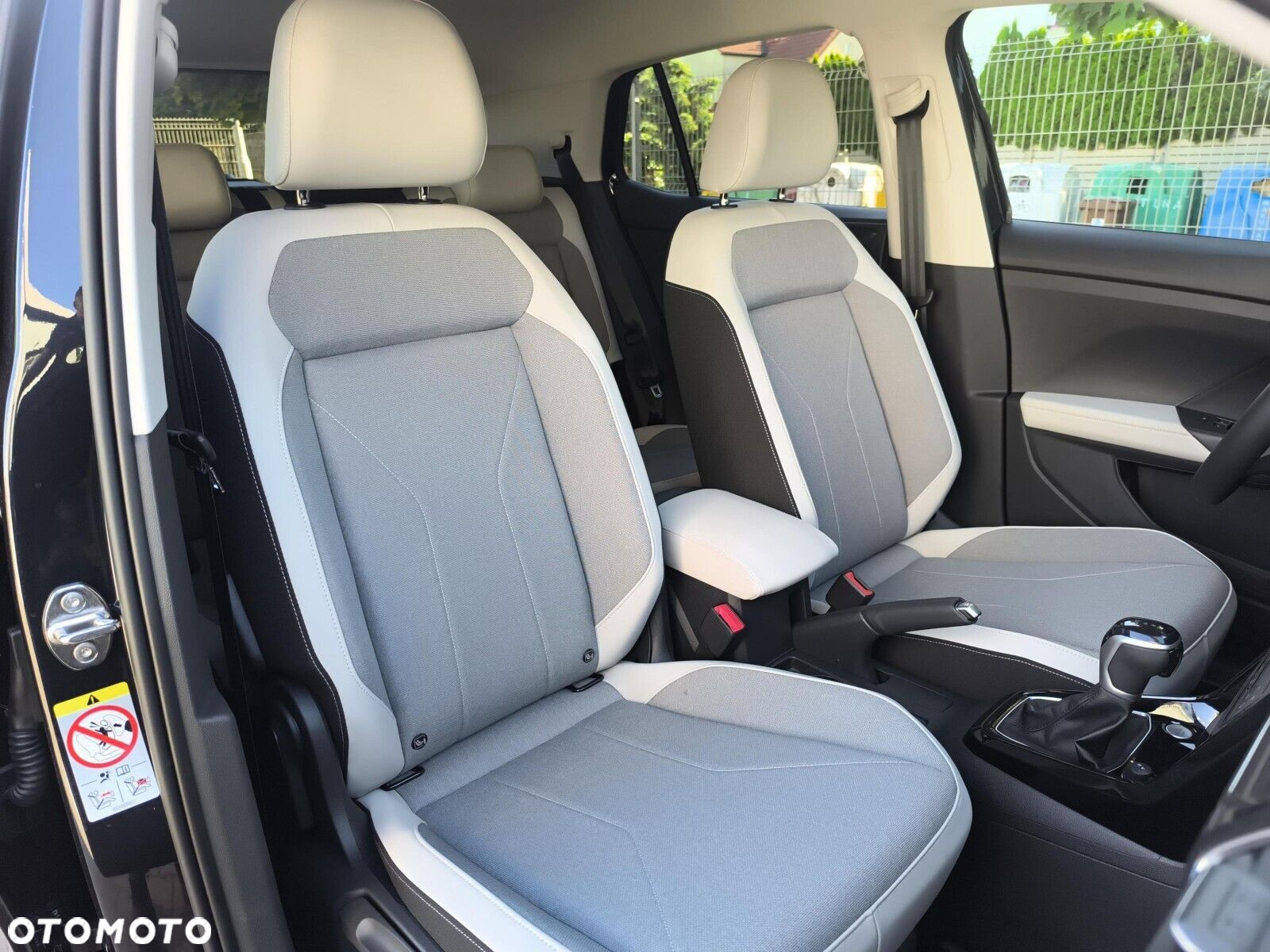 Volkswagen T-Cross - 22