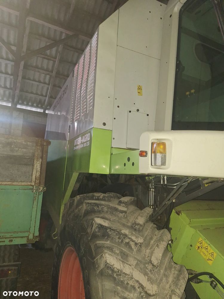 Claas Medion 310 - 9