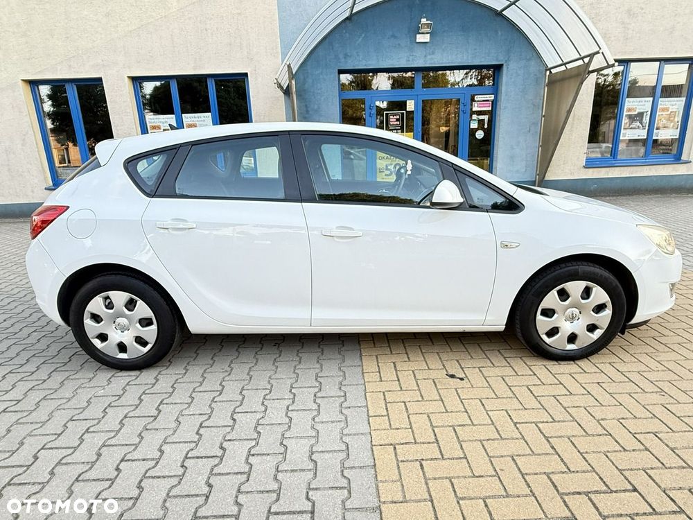 Opel Astra - 9