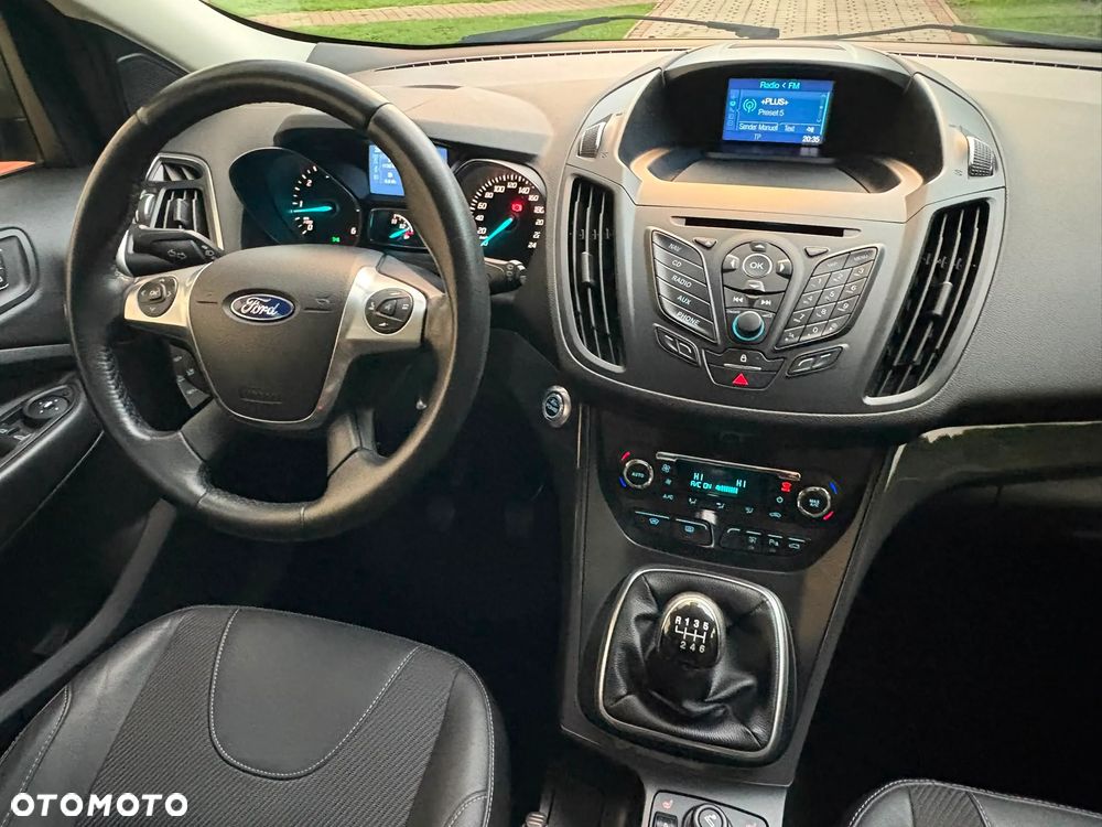 Ford Kuga 2.0 TDCi 4x4 Titanium - 12