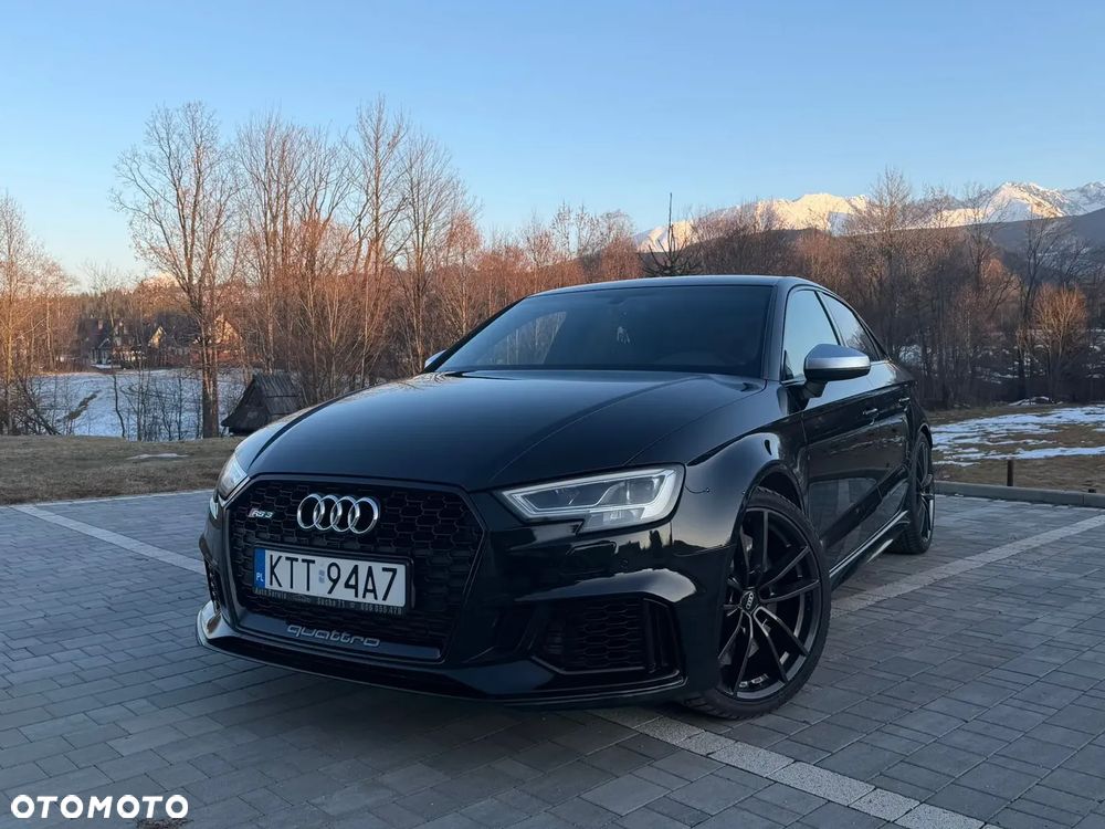 Audi RS3 Limousine - 3
