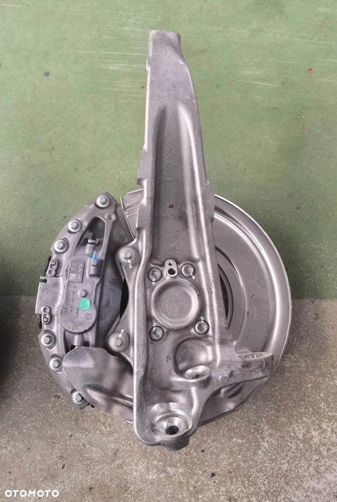 zwrotnica wahacz Rolls Royce phantom - 3