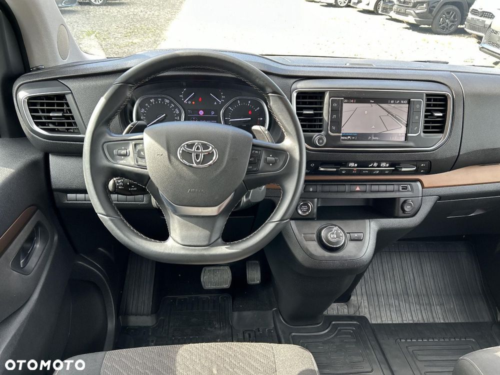 Toyota Proace Verso - 11