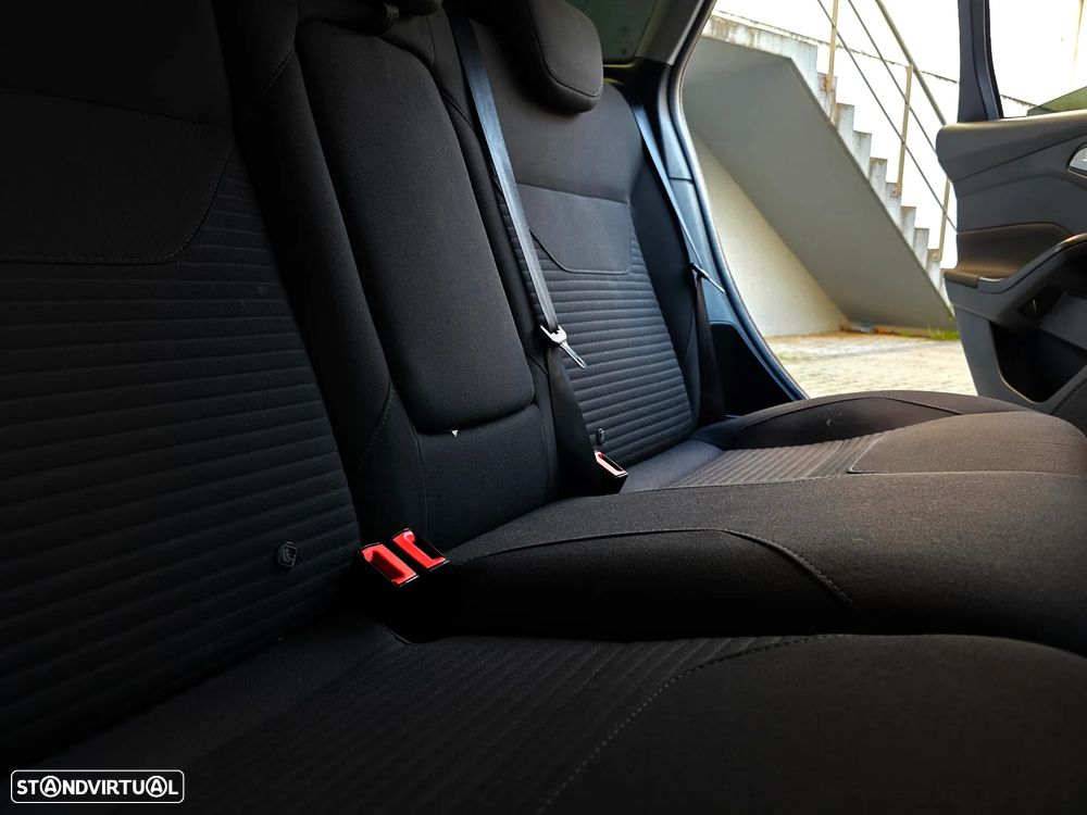 Ford Focus SW 1.5 TDCi Titanium - 54