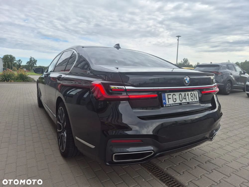 BMW Seria 7 750Li xDrive - 7