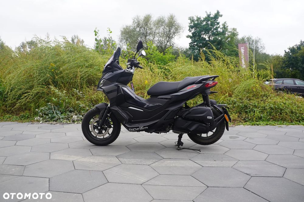 Aprilia SR - 3