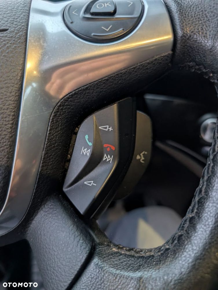 Ford C-MAX - 17