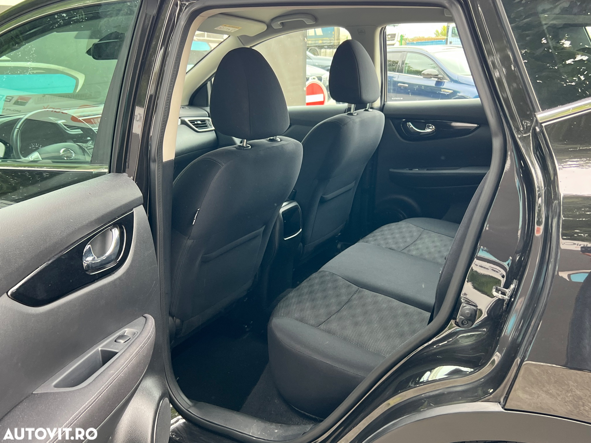Nissan Qashqai 1.6 DCI Start/Stop X-TRONIC Acenta - 12