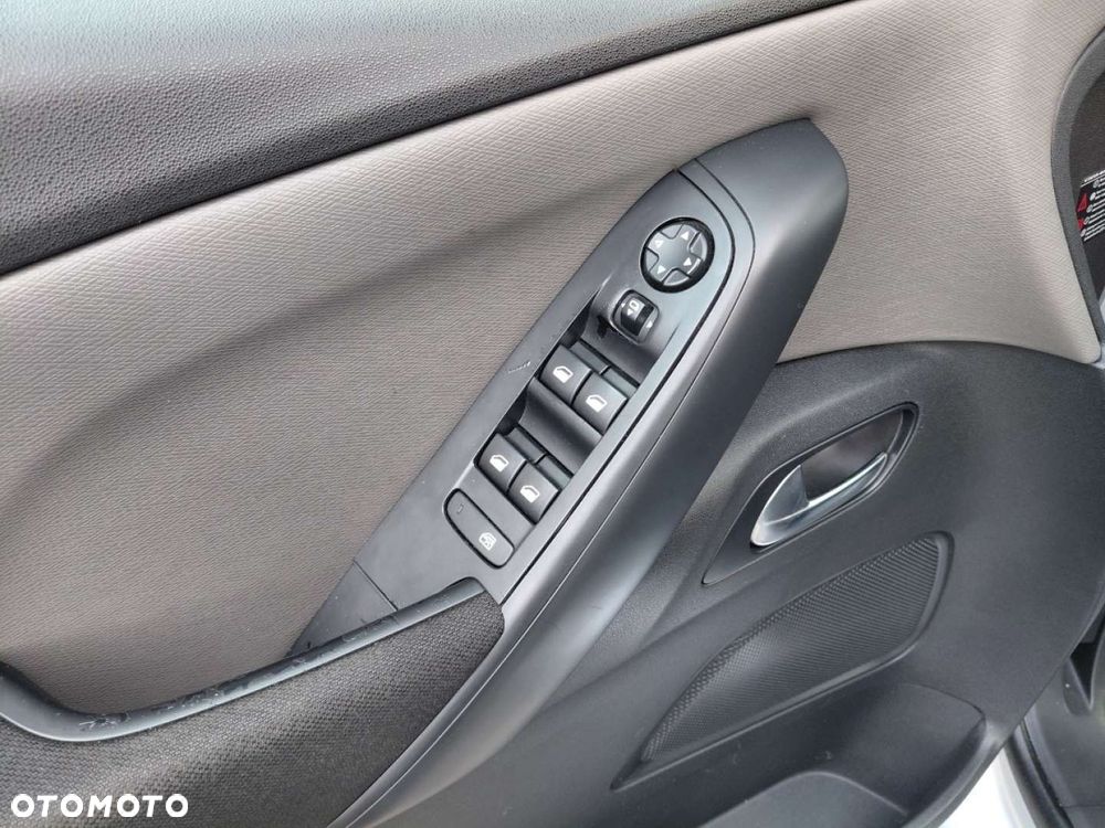 Citroën C4 Picasso - 11