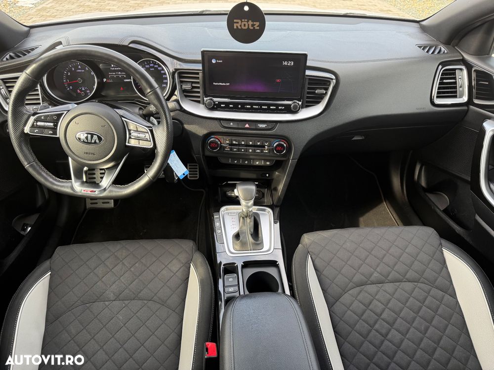 Kia Pro Ceed 1.4 T-GDI DCT7 OPF GT LINE - 9