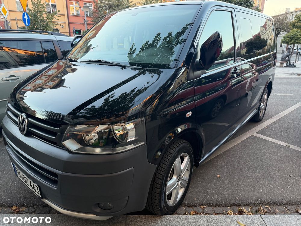Volkswagen Multivan - 11