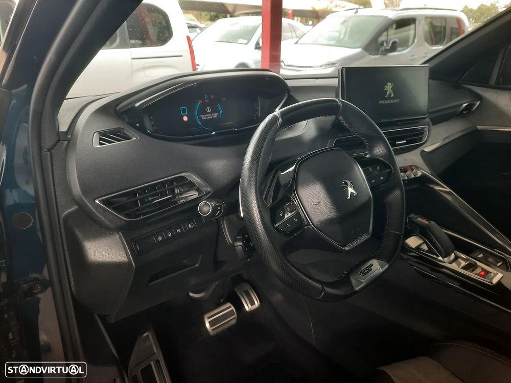 Peugeot 3008 1.6 Hybrid GT Pack e-EAT8 - 18