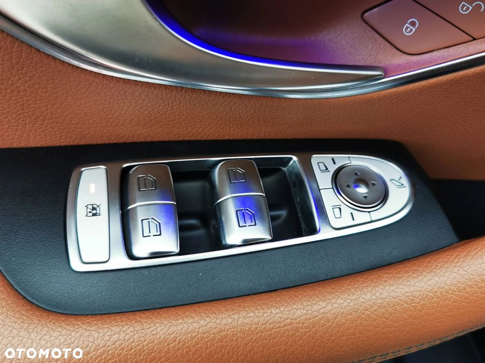 Mercedes-Benz Klasa E 300 9G-TRONIC Avantgarde - 7