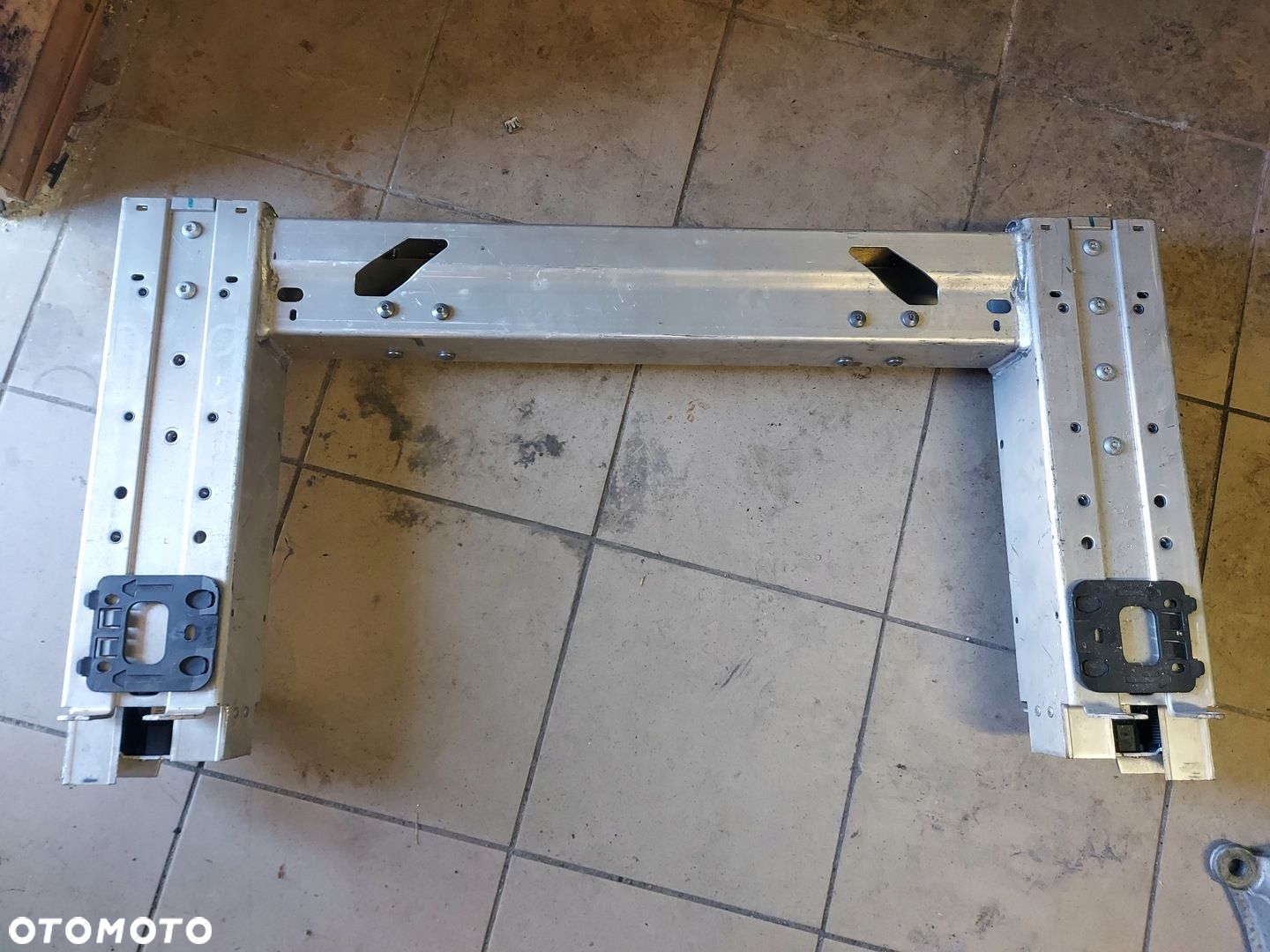 PAŁĄK BEZPIECZEŃSTWA AUDI A5 8F CABRIO 8F0880077G - 5