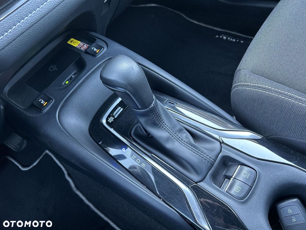 Toyota Corolla 1.8 Hybrid Comfort - 19
