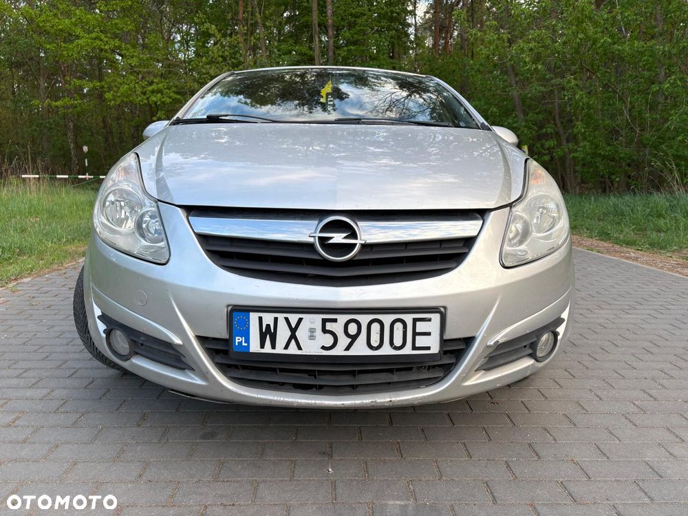 Opel Corsa 1.2 16V Cosmo - 4
