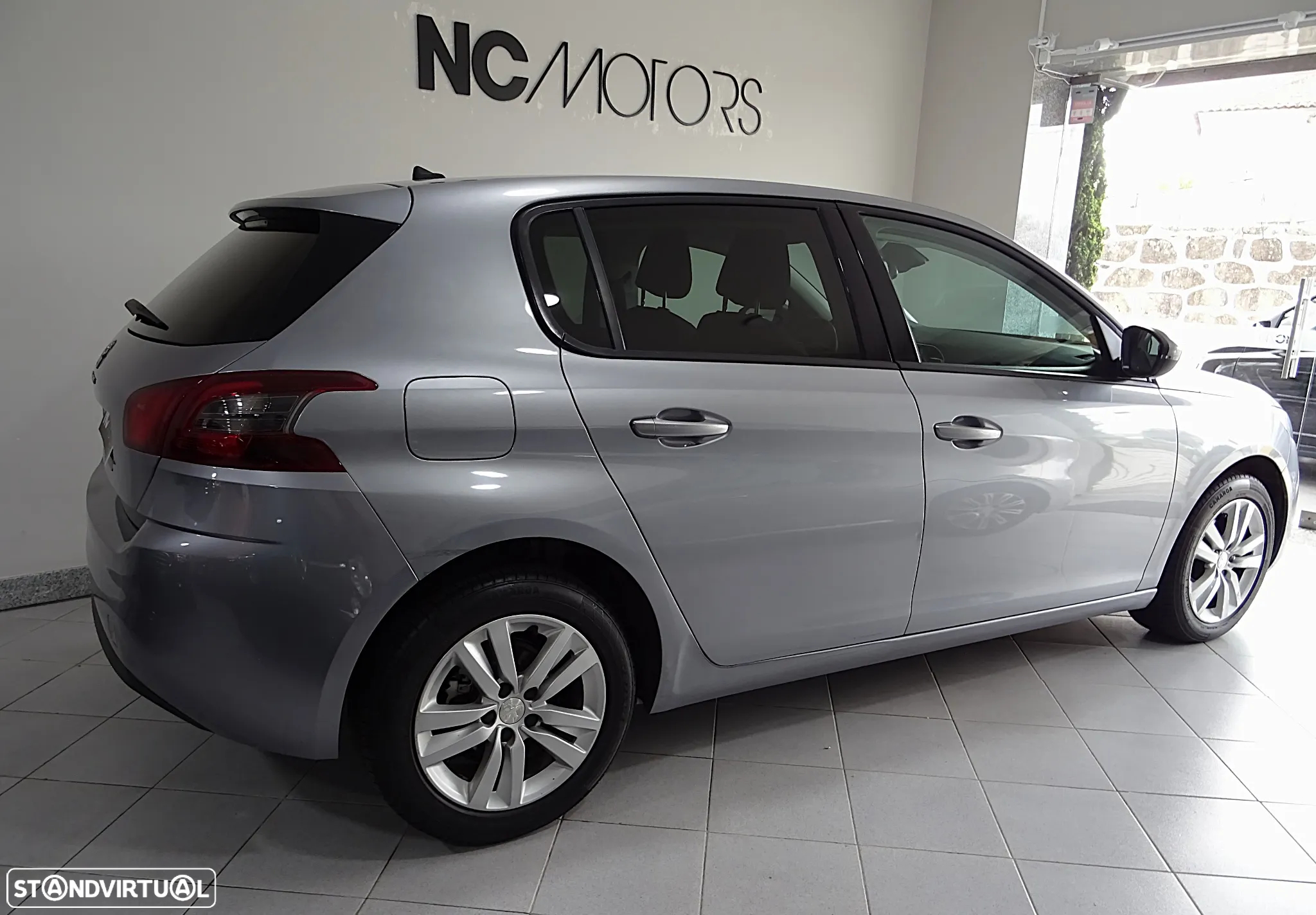 Peugeot 308 1.6 BlueHDi Allure - 4