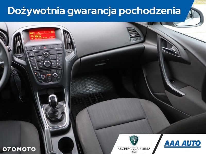 Opel Astra - 9