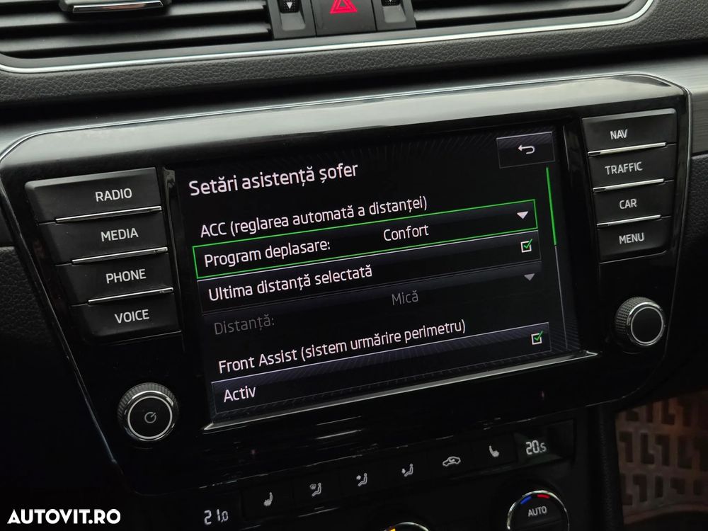 Skoda Superb 2.0 TDI DSG Style - 17