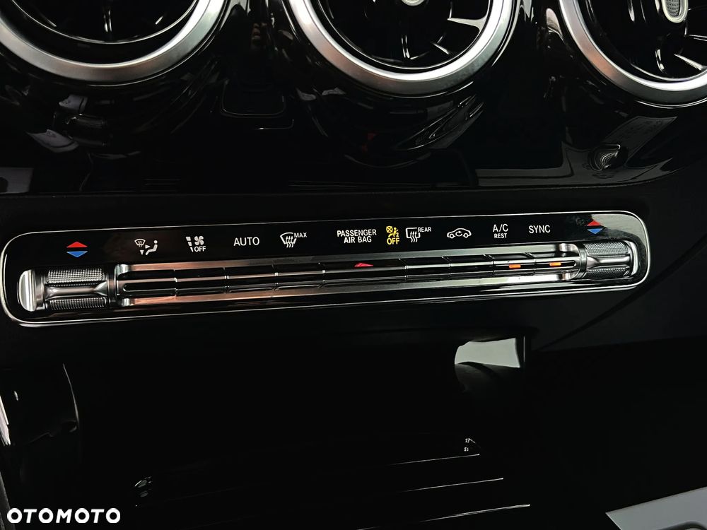 Mercedes-Benz CLA 220 d Edition 1 8G-DCT - 32