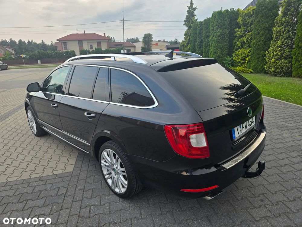 Skoda Superb 2.0 TDI 4x4 Elegance - 5