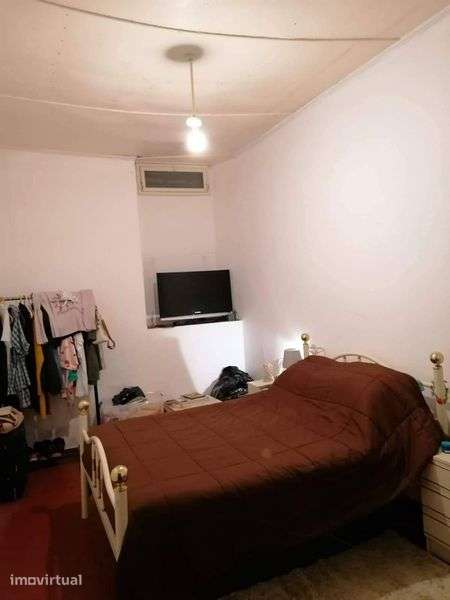 Vende se T2 em Veiros, Estremoz - Grande imagem: 5/8