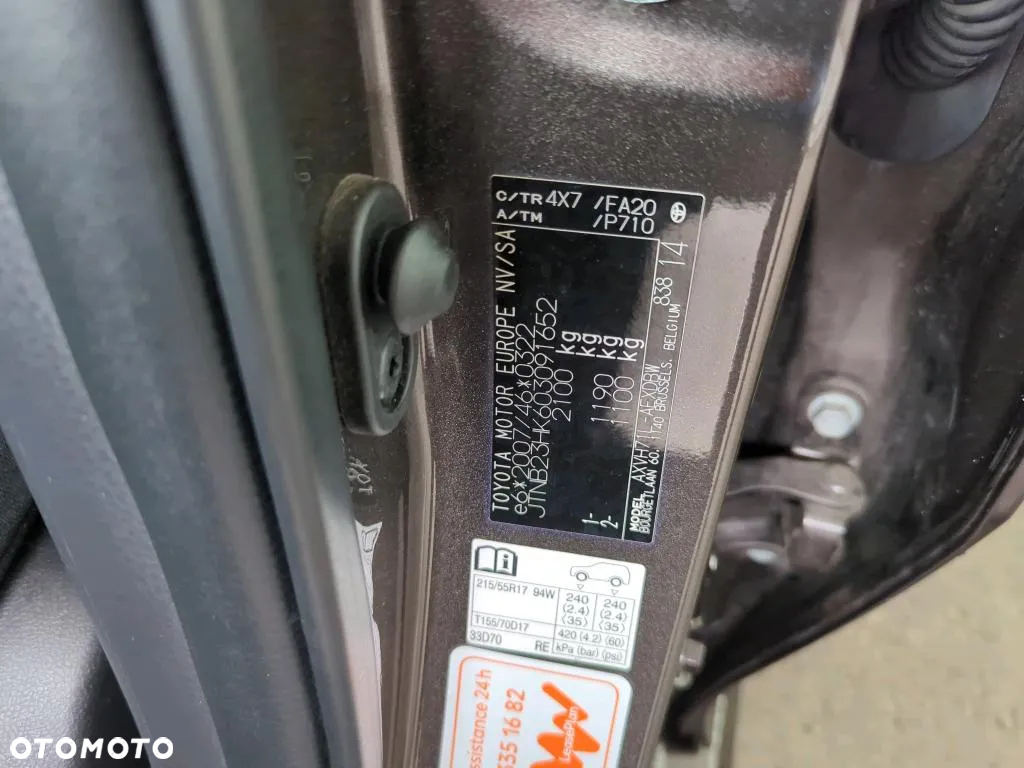 Toyota Camry 2.5 Hybrid Comfort CVT - 20