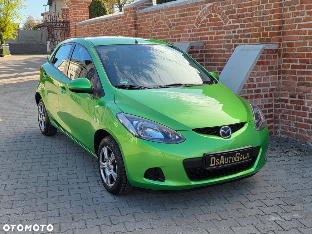 Mazda 2 - 5