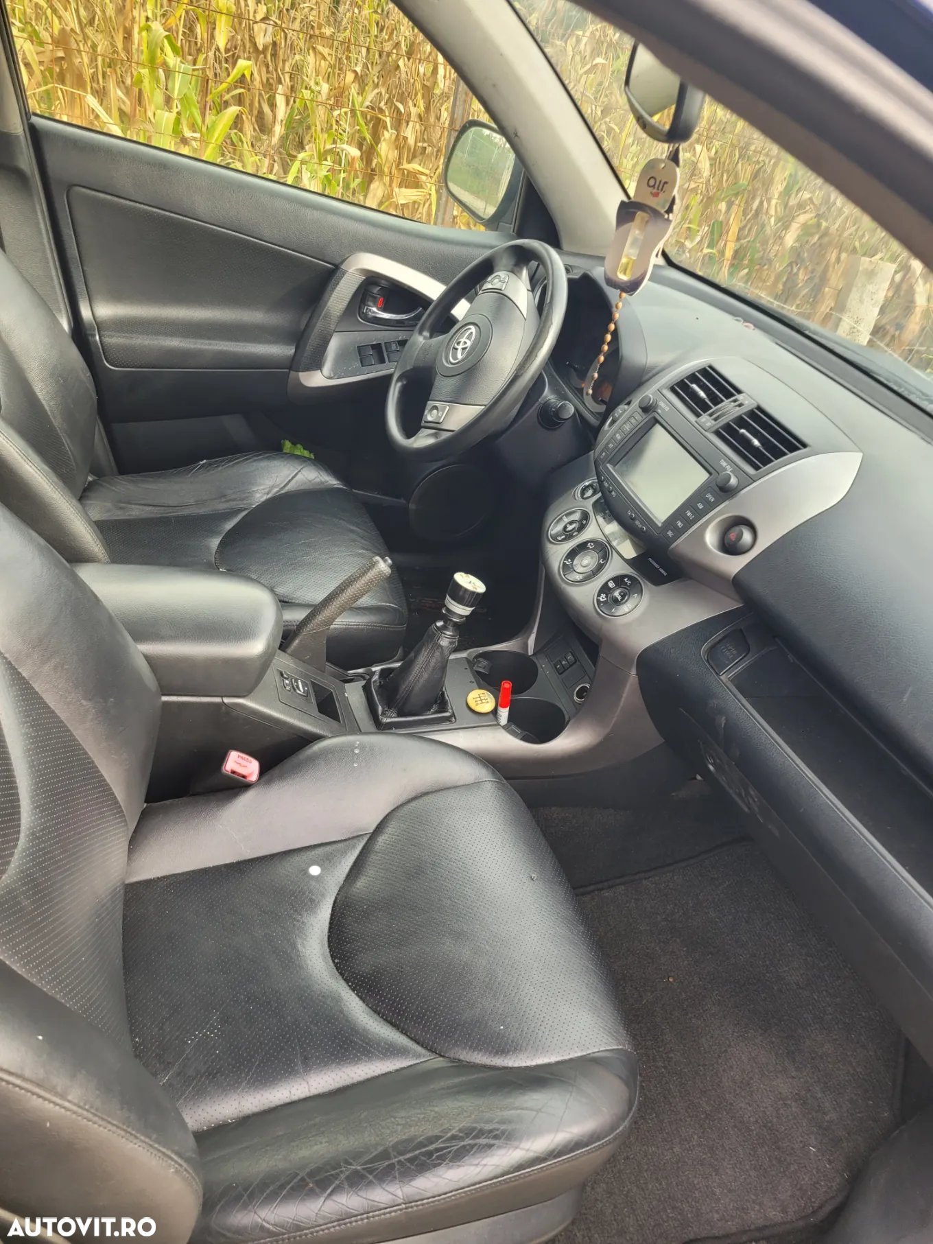 Dezmembrez toyota rav 4 - 5