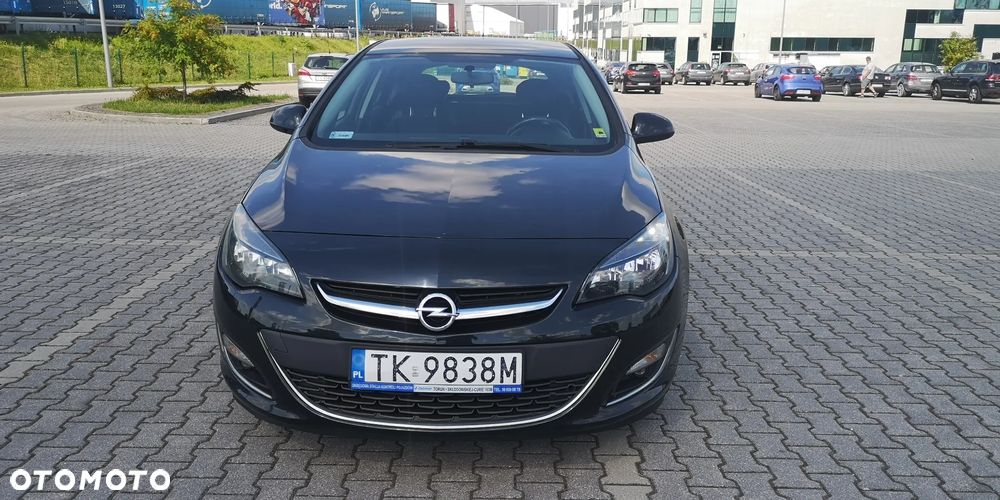 Opel Astra IV 1.4 T Energy EU6 - 1