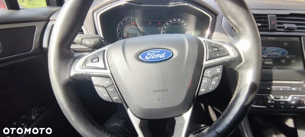 Ford Mondeo - 22