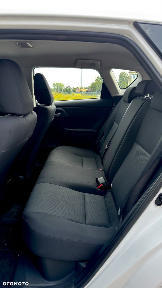Toyota Auris - 16