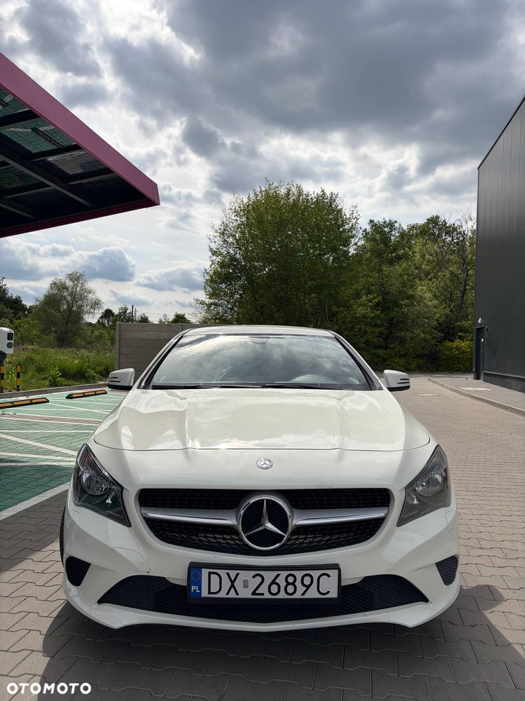 Mercedes-Benz CLA 250 4Matic 7G-DCT Edition 1 - 2