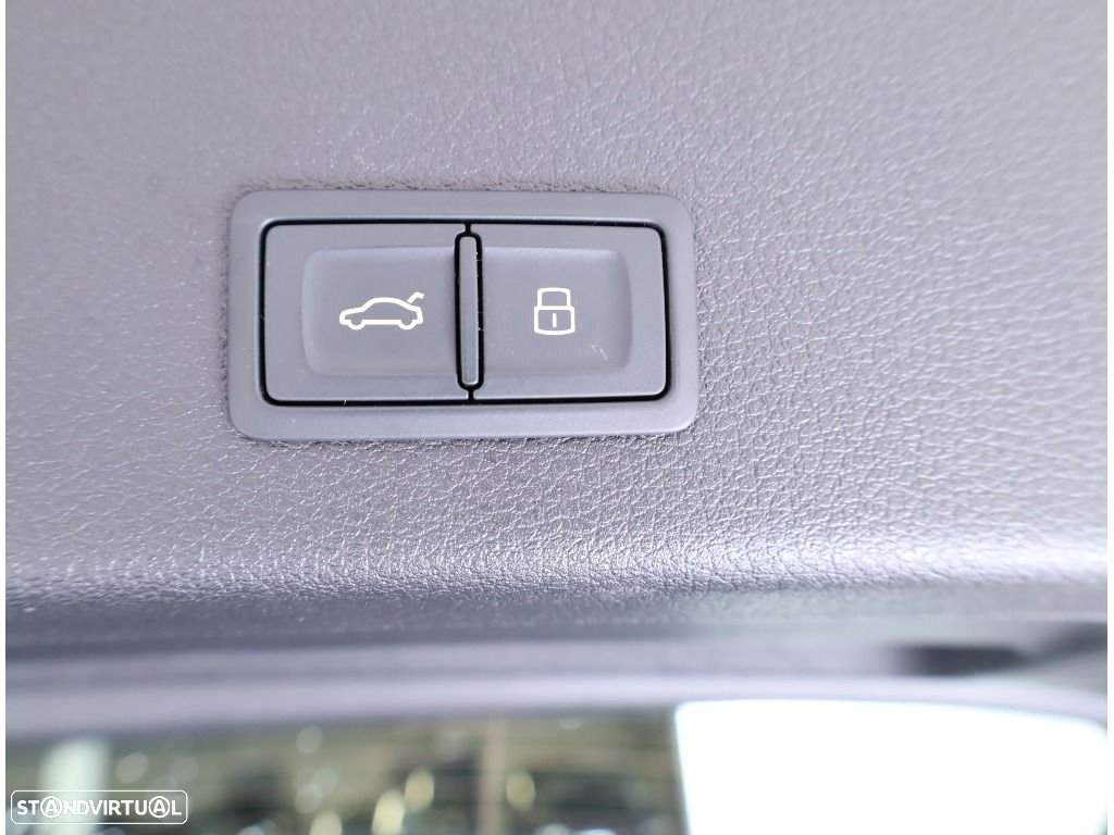 Audi e-tron 55 quattro S line - 27