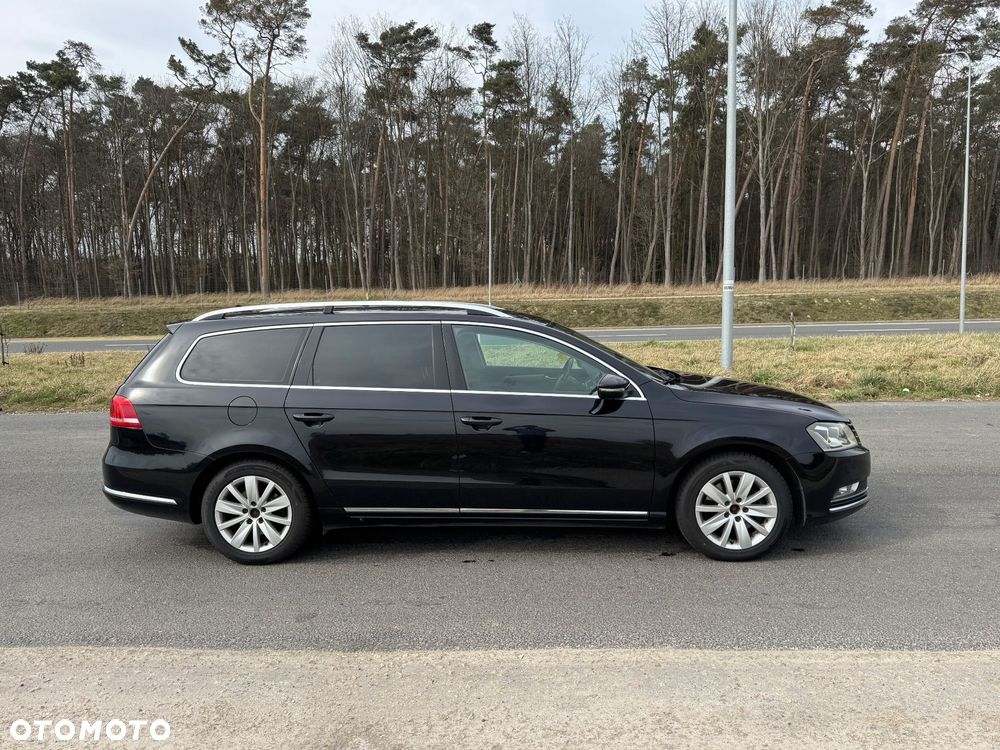 Volkswagen Passat 2.0 TDI Comfortline - 5