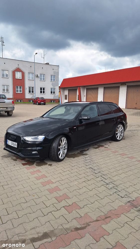 Audi A4 Avant - 11