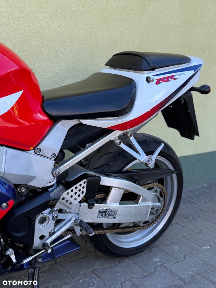 Honda CBR - 33