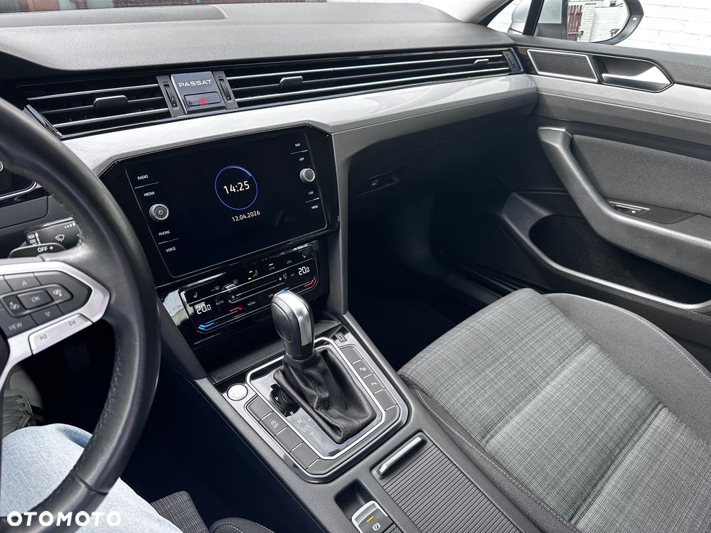 Volkswagen Passat ver-1-5-tsi-evo-elegance-dsg - 17