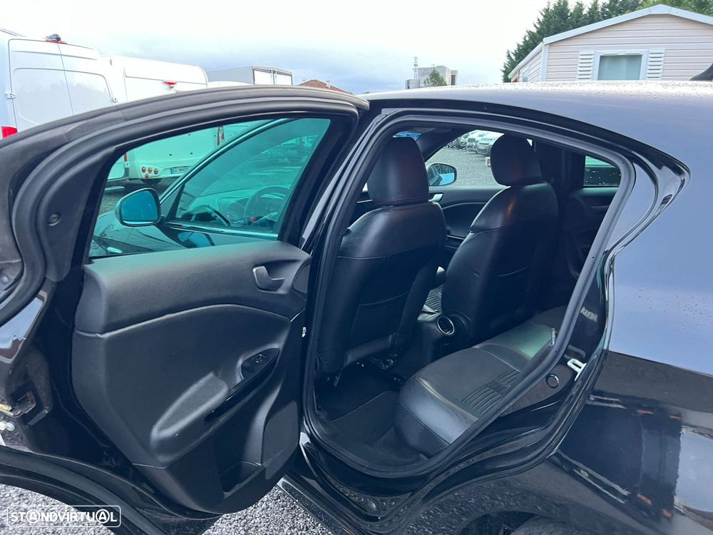 Alfa Romeo Giulietta 1.6 JTDM Distinctive - 36