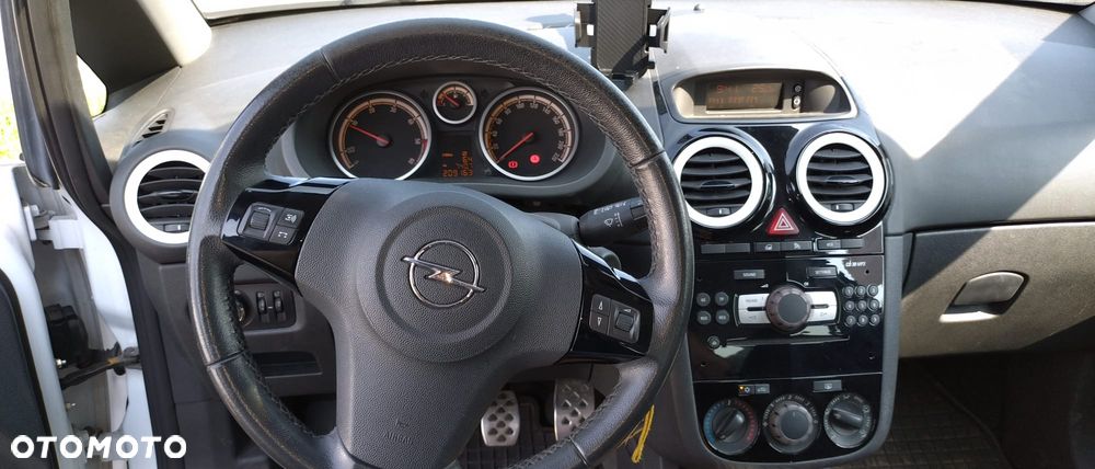 Opel Corsa - 6