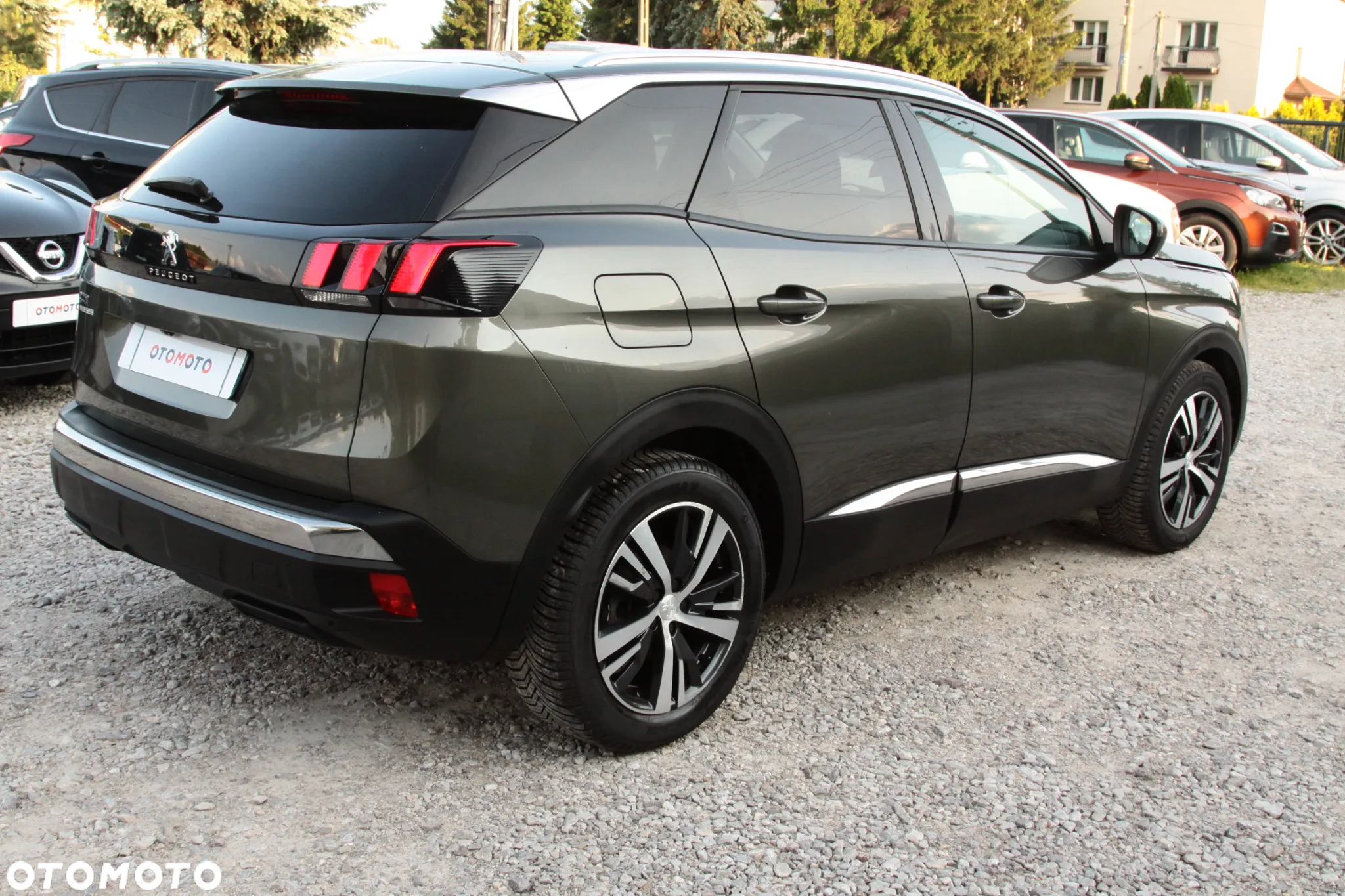 Peugeot 3008 1.6 BlueHDi Allure S&S - 16