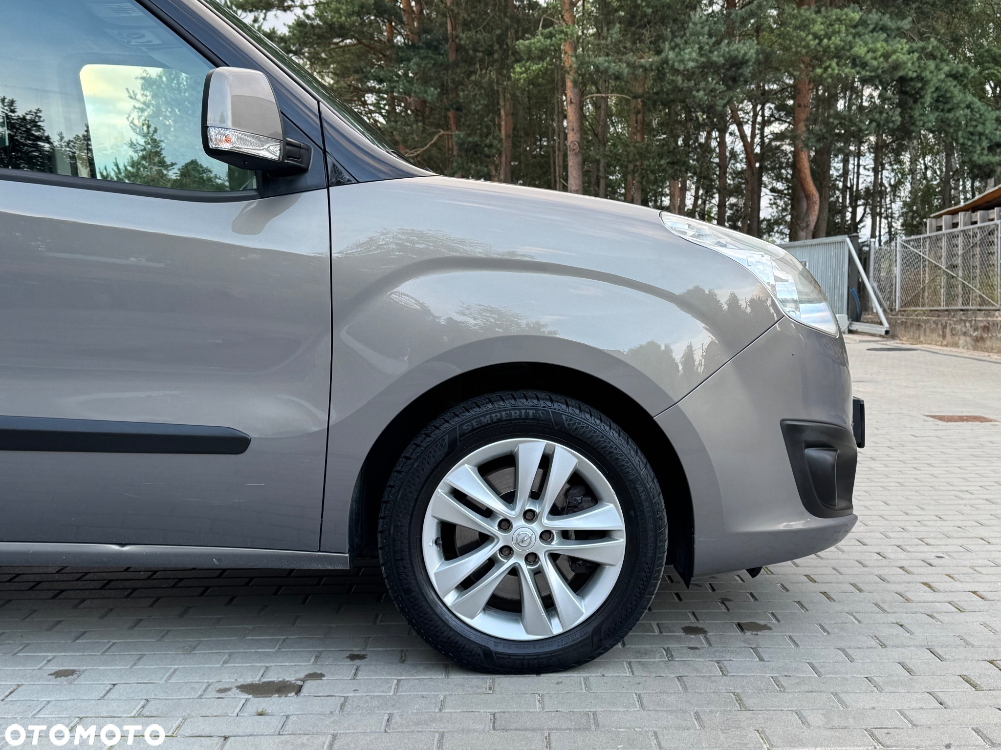 Opel Combo Tour 1.6 CDTI Cosmo - 15