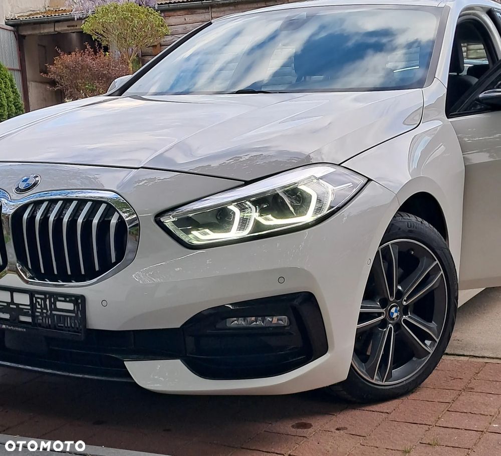 BMW Seria 1 118d Sport Line Shadow - 7