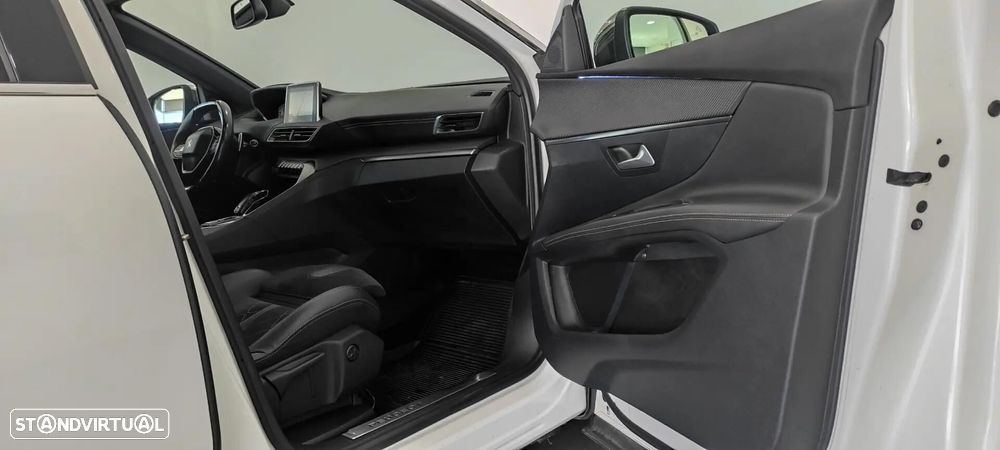 Peugeot 3008 2.0 BlueHDi GT EAT8 - 22