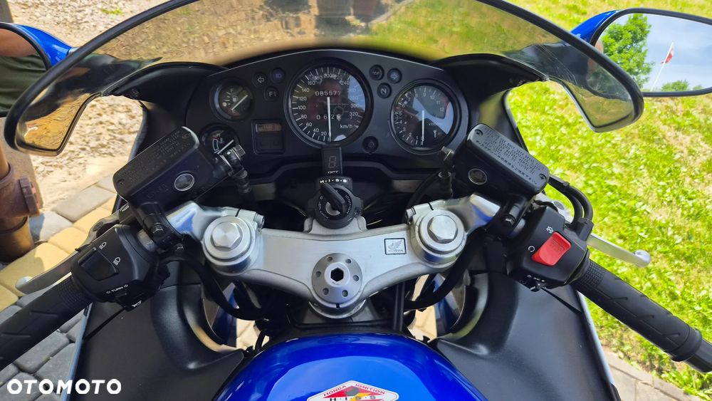 Honda CBR - 3