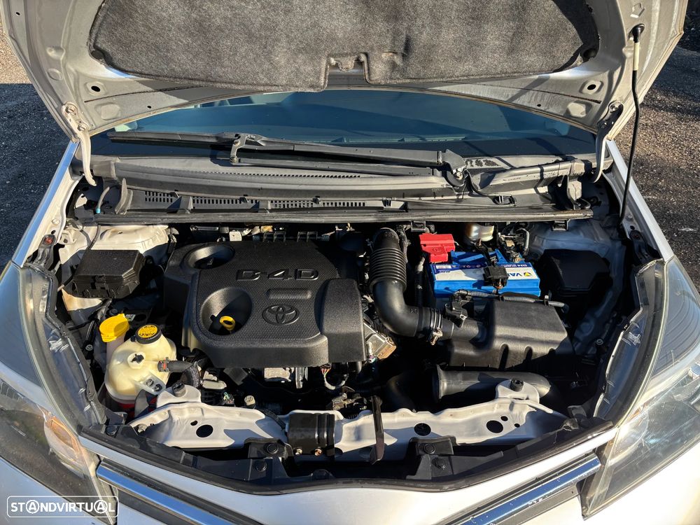 Toyota Yaris 1.4 D-4D ACtive+AC - 8