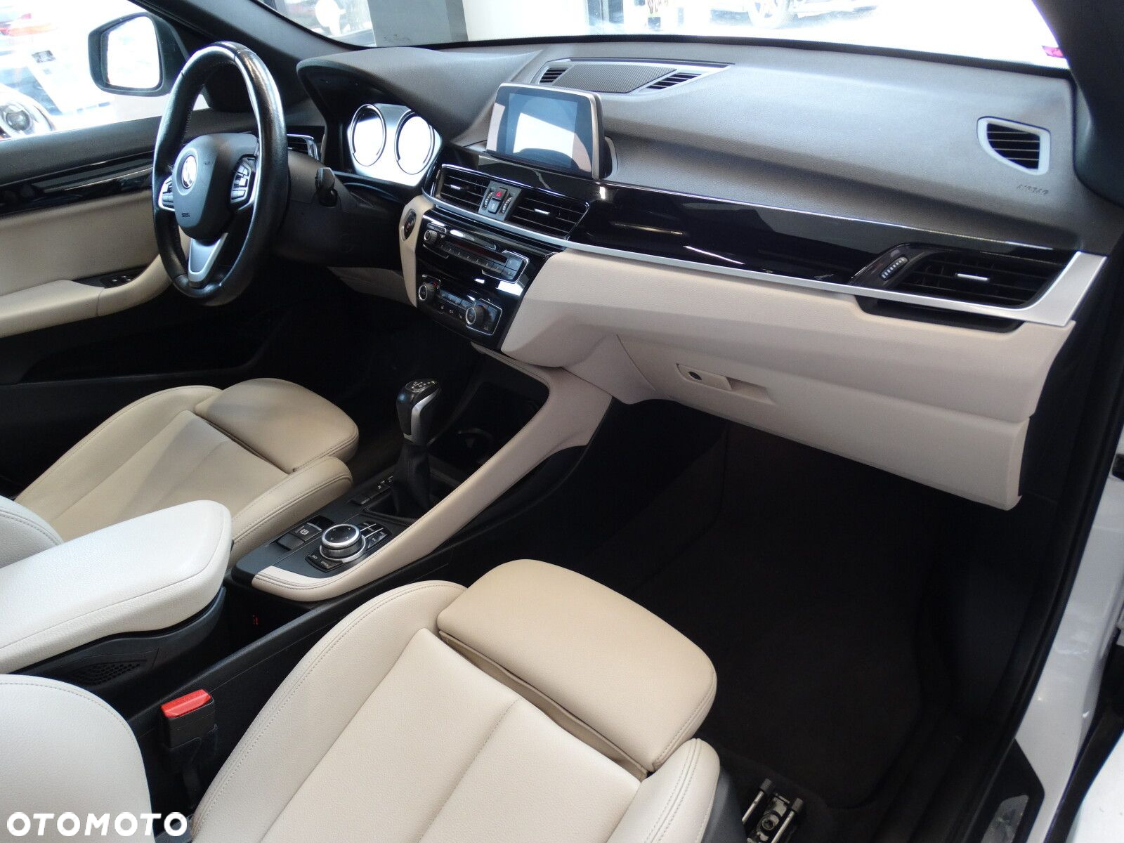 BMW X1 - 17