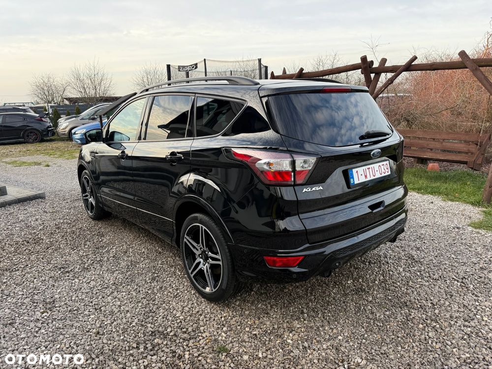 Ford Kuga 2.0 TDCi 2x4 ST-Line - 10